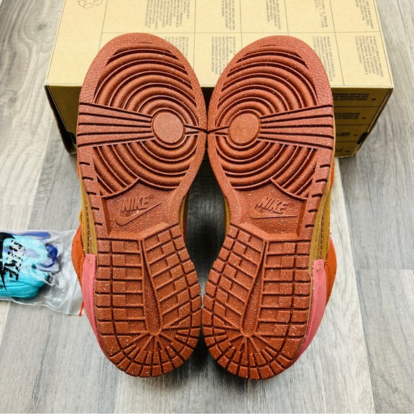 Nike Dunk Low Disrupt 2 - Picture 4 of 7